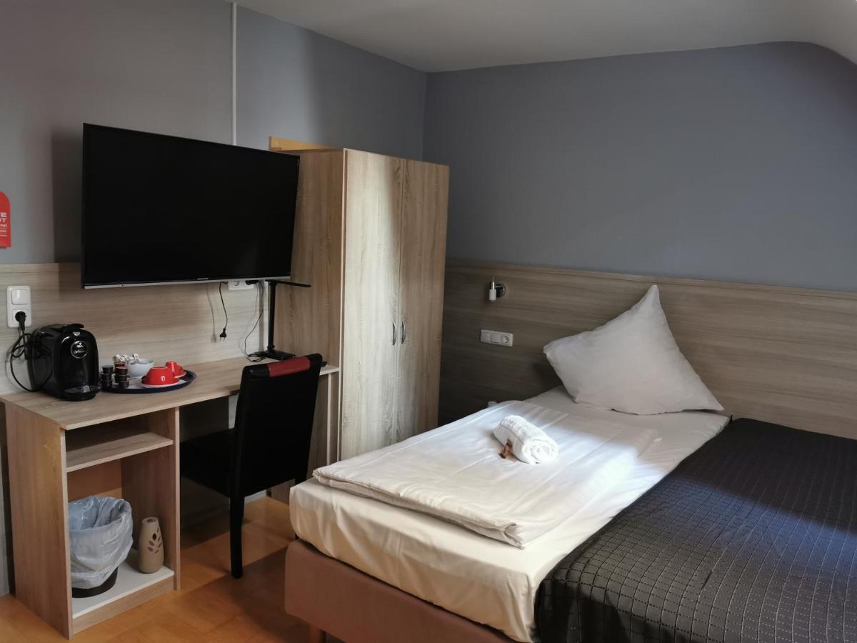 Hotel Brunnenhof Wilgartswiesen Kültér fotó